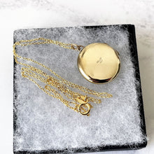 Carica l'immagine nel visualizzatore di Gallery, Vintage English 9ct Rolled Gold Round Locket. Floral & Fern Engraved 2-Photo Locket On Chain. Edwardian/Victorian Style Gold Locket Necklace