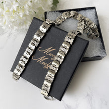Carica l'immagine nel visualizzatore di Gallery, Victorian Sterling Silver Book Chain Necklace. Antique Engraved Silver Collar Necklace With Detachable Bolt Ring. Silver Locket Bookchain