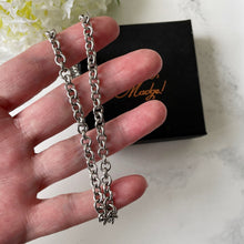 Carica l'immagine nel visualizzatore di Gallery, Vintage Silver & Diamond Heart Toggle Necklace. Sterling Silver T-Bar Love Heart Pendant Necklace. Belcher/Rolo Watch Chain Style Necklace