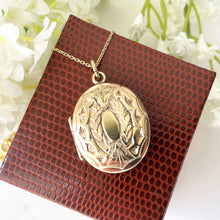 Carica l'immagine nel visualizzatore di Gallery, Victorian Engraved Gold Gilt Oval Locket & Chain. Antique Gold On Silver Laurel Wreath Eternity Locket. Gold Photo/Keepsake Memorial Locket