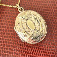 Carica l'immagine nel visualizzatore di Gallery, Victorian Engraved Gold Gilt Oval Locket & Chain. Antique Gold On Silver Laurel Wreath Eternity Locket. Gold Photo/Keepsake Memorial Locket
