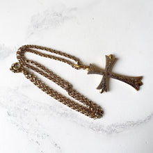 Carica l'immagine nel visualizzatore di Gallery, Georgian Pinchbeck Gold Gothic Cross Pendant Necklace. Antique Early Victorian Floral Engraved Large Cross & Belcher Chain Necklace.
