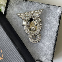 Carica l'immagine nel visualizzatore di Gallery, Art Deco Paste Diamond & Silver Dress Clip. Vintage 1930s Geometric Clip Brooch. Crystal Diamante Dress Clip. Antique Bridal Jewellery