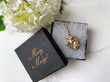 Carica l'immagine nel visualizzatore di Gallery, Victorian Gold Plated Bloodstone Unicorn Fob On Dog-Clip. Antique Agate Set Novelty Seal Fob. Victorian Mythological Animal Necklace Pendant