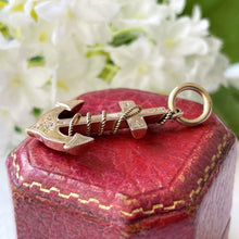 Carica l'immagine nel visualizzatore di Gallery, Victorian 9ct Gold Fouled Anchor Pendant. Antique Aesthetic Engraved Necklace Pendant, Hallmarked 1887. Victorian Gold "Hope" Pendant