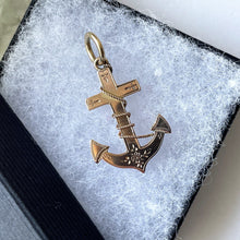 Carica l'immagine nel visualizzatore di Gallery, Victorian 9ct Gold Fouled Anchor Pendant. Antique Aesthetic Engraved Necklace Pendant, Hallmarked 1887. Victorian Gold "Hope" Pendant
