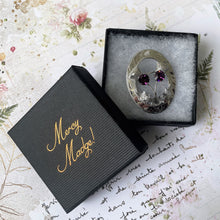 Carica l'immagine nel visualizzatore di Gallery, Vintage Scottish Silver & Amethyst Thistle Shield Brooch. Oval Engraved Sterling Silver Cairngorm Brooch. Scottish Plaid Pin, Ward Bros 1966