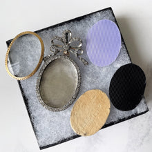 Carica l'immagine nel visualizzatore di Gallery, Antique Silver & 9ct Gold French Paste Sévigné Bow Locket. Superb Edwardian Hand-Cut Paste Diamond Pendant Necklace With Sevigne Brooch Top