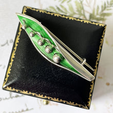 Carica l'immagine nel visualizzatore di Gallery, Antique English Silver & Enamel Lily of the Valley Brooch. Edwardian/Art Deco Figural Lapel/Cravat/Stock Pin. Antique Silver Novelty Brooch