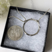 Charger l'image dans la galerie, Queen Victoria Jubilee Head Silver Shilling Coin Brooch