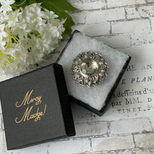 Carica l'immagine nel visualizzatore di Gallery, Victorian Scottish Citrine Silver Thistle Brooch. Antique Sterling Silver Cairngorm Gemstone Disc Brooch. Lemon Citrine Plaid/Tartan Brooch