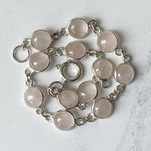 Cargar imagen en el visor de la galería, Vintage Sterling Silver & Rose Quartz Bracelet. Bezel Set Pink Gemstone Chain Bracelet. Love Token Amulet. Healing Crystal Bracelet.