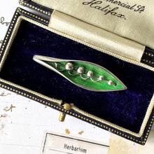 Carica l'immagine nel visualizzatore di Gallery, Antique English Silver & Enamel Lily of the Valley Brooch. Edwardian/Art Deco Figural Lapel/Cravat/Stock Pin. Antique Silver Novelty Brooch