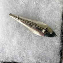 Carica l'immagine nel visualizzatore di Gallery, Antique English Silver & Enamel Lily of the Valley Brooch. Edwardian/Art Deco Figural Lapel/Cravat/Stock Pin. Antique Silver Novelty Brooch