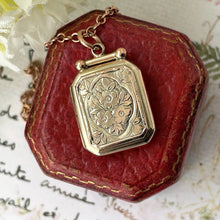 Carica l'immagine nel visualizzatore di Gallery, Victorian 9ct Gold Rectangular Locket. Antique 2-Sided Aesthetic Engraved Forget-Me-Not & Ivy Photo Locket. Victorian Yellow Gold Locket