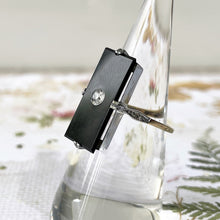 Carica l'immagine nel visualizzatore di Gallery, Antique Art Deco 9ct Gold White Zircon & Onyx Ring. 1920s Rectangular Black Gemstone Cocktail Ring. UK Size M-1/2, US Size 6-1/2