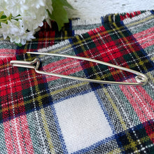 Carica l'immagine nel visualizzatore di Gallery, Vintage Scottish Silver Bayonet Style Kilt Pin, Edinburgh Hallmarks. Large Heavy Duty Traditional Highland Dress Kilt Pin. Tartan/Plaid Pin
