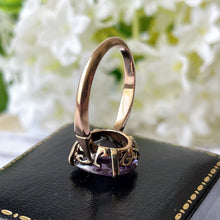 Cargar imagen en el visor de la galería, Art Deco 9ct Gold Alexandrite Ring. Vintage 5 Carat Synthetic Alexandrite Solitaire Ring. 1930s Colour Change Sapphire Cocktail Ring