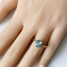 Carica l'immagine nel visualizzatore di Gallery, Antique Blue Zircon Solitaire 9ct Gold Ring. Edwardian/Art Deco 1.50ct Single Stone Engagement Ring. Sky Blue Zircon Ring, UK N, US 6.75