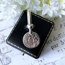 Carica l'immagine nel visualizzatore di Gallery, Antique Victorian Engraved Silver Napkin Clip. Mens Shirt/Tie Hook Napkin Holder. Silver Formal Suit Accessory, Wedding Groom Gift For Him