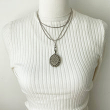 Carica l'immagine nel visualizzatore di Gallery, Victorian Silver 55” Long Guard Chain Necklace With Swivel Clip. Antique Sterling Silver Curb Chain Sautoir Necklace. Victorian Muff Chain