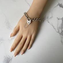 Carica l'immagine nel visualizzatore di Gallery, Vintage Heavy Sterling Silver Heart Padlock Bracelet. Chunky Victorian Style Curb Chain Bracelet. Unisex English Bracelet, Hallmarked 1979