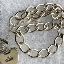 Cargar imagen en el visor de la galería, Vintage English Silver Curb Chain Bracelet With Love Heart Padlock