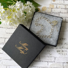 Cargar imagen en el visor de la galería, Vintage English Silver Curb Chain Bracelet With Love Heart Padlock