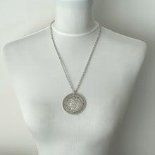 Carica l'immagine nel visualizzatore di Gallery, Antique 1891 Morgan Sterling Silver Dollar Pendant On Belcher Chain. Huge American Liberty Coin Medallion Statement Pendant Necklace.