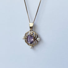 Lade das Bild in den Galerie-Viewer, Vintage 9ct Gold Amethyst & Pearl Pendant On 9ct Gold Chain. English Yellow Gold Art Nouveau Style Openwork Pendant Necklace.
