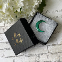 画像をギャラリービューアに読み込む, Victorian Scottish Malachite & Silver Crescent Moon Brooch. Small Antique "Honeymoon" Lapel/Tie/Cravat/Stock Pin. Scottish Pebble Jewelry