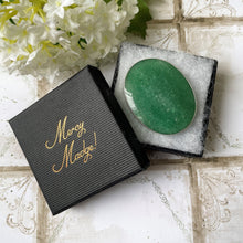 Lade das Bild in den Galerie-Viewer, Large Antique Natural Jadeite Jade Silver Brooch. Edwardian Emerald Green Jade Cabochon Statement Brooch. Sterling Silver Gemset Oval Brooch