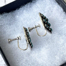 画像をギャラリービューアに読み込む, Vintage Zuni Silver Petit Point Turquoise Cluster Earrings. Arts & Crafts Sterling Silver Screw Back Earrings. Native American Jewellery