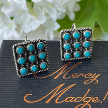 画像をギャラリービューアに読み込む, Vintage Zuni Silver Petit Point Turquoise Cluster Earrings. Arts & Crafts Sterling Silver Screw Back Earrings. Native American Jewellery