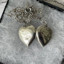 Lade das Bild in den Galerie-Viewer, Vintage Sterling Silver Engraved Heart Locket Necklace. Large Love Heart Locket & Chain. Edwardian Style Floral Engraved Sweetheart Locket