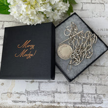 Lade das Bild in den Galerie-Viewer, Large Antique Silver Albert Watch Chain With Goldsmiths & Silversmiths Fob . Watch Chain Curb Link Necklace, Medal Pendant, T-Bar, Dog Clip