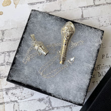 Lade das Bild in den Galerie-Viewer, Vintage Art Nouveau Sterling Silver Etui Pendant Necklace. Victorian Style Needle Case Chatelaine Pendant. Keepsake Memorial Stash Pendant