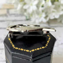 Lade das Bild in den Galerie-Viewer, Vintage Scottish Silver Viking Longship Brooch, Shetland Silvercraft 1970. Scandinavian Inspired Figural Lapel Pin. Celtic Silver Jewellery