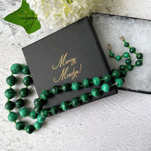 Load image into Gallery viewer, Vintage Art Deco Malachite Gemstone Bead Necklace. Carved Graduated Natural Malachite Bead Necklace 25"/59cm. Scottish Malachite Necklace.