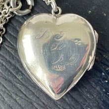 Lade das Bild in den Galerie-Viewer, Vintage Sterling Silver Engraved Heart Locket Necklace. Large Love Heart Locket & Chain. Edwardian Style Floral Engraved Sweetheart Locket