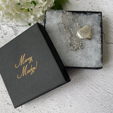 Lade das Bild in den Galerie-Viewer, Vintage Sterling Silver Engraved Heart Locket Necklace. Large Love Heart Locket & Chain. Edwardian Style Floral Engraved Sweetheart Locket