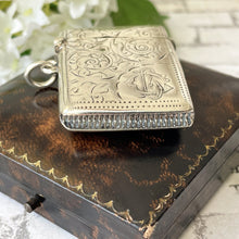 Cargar imagen en el visor de la galería, Victorian Silver Vesta Case Fob Pendant, Chester 1899. Sterling Silver Chatelaine Accessory. Antique Silver Keepsake Memento Stash Pendant