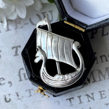 Lade das Bild in den Galerie-Viewer, Vintage Scottish Silver Viking Longship Brooch, Shetland Silvercraft 1970. Scandinavian Inspired Figural Lapel Pin. Celtic Silver Jewellery