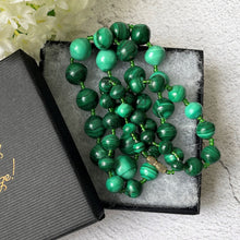 Load image into Gallery viewer, Vintage Art Deco Malachite Gemstone Bead Necklace. Carved Graduated Natural Malachite Bead Necklace 25"/59cm. Scottish Malachite Necklace.