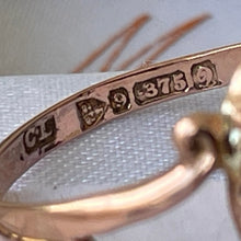 Cargar imagen en el visor de la galería, Antique Edwardian 9ct Rose Gold Scottish Bloodstone Ring. Signet Seal Style Ring, Chester 1916. English Etruscan Revival Ring, Size R/8-1/4