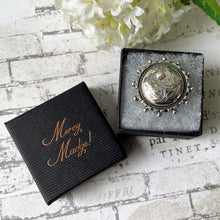 Cargar imagen en el visor de la galería, Antique Victorian Silver & Pearl Sweetheart Brooch. Aesthetic Engraved Ivy Domed Button Brooch. Sterling Silver Small Round Lapel/Collar Pin