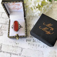 Cargar imagen en el visor de la galería, Vintage Scottish Carnelian Sterling Silver Ring. Large Oval Natural Carnelian Statement Ring. Art Deco Style Cocktail Ring Size Q / 8-1/4