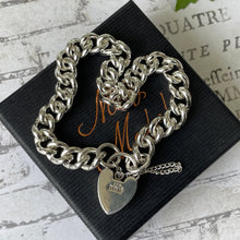 Carica l'immagine nel visualizzatore di Gallery, Vintage 1964 Sterling Silver Heart Padlock Curb Bracelet