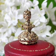 Cargar imagen en el visor de la galería, Georgian 9ct Gold Turquoise Intaglio Seal Fob Pendant. "UXL Scroll" Antique Blue Paste Tassie Seal. Georgian Floral Carved Gold Pendant Fob