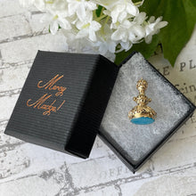 Cargar imagen en el visor de la galería, Georgian 9ct Gold Turquoise Intaglio Seal Fob Pendant. "UXL Scroll" Antique Blue Paste Tassie Seal. Georgian Floral Carved Gold Pendant Fob